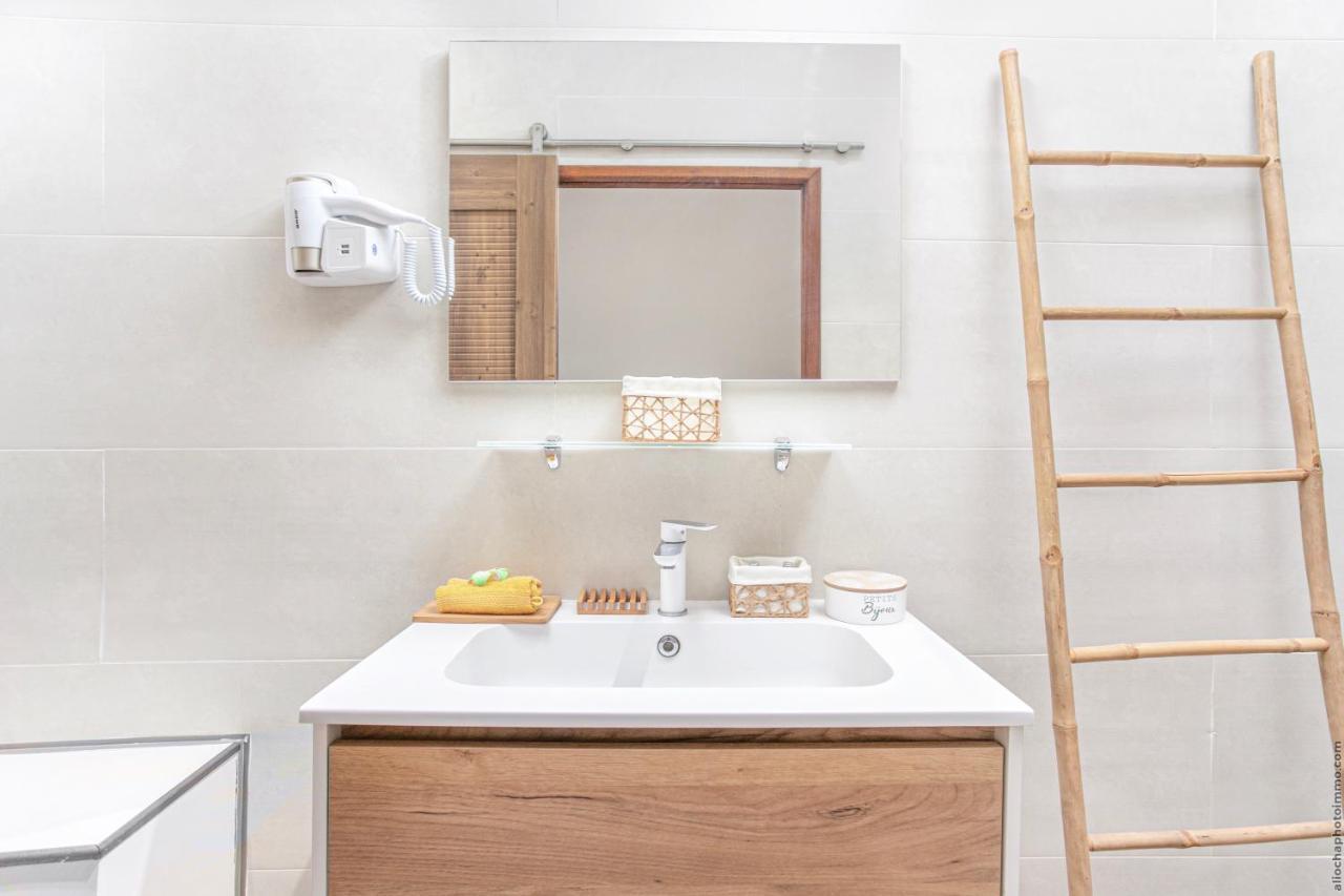Foyal Suites 法兰西堡 外观 照片